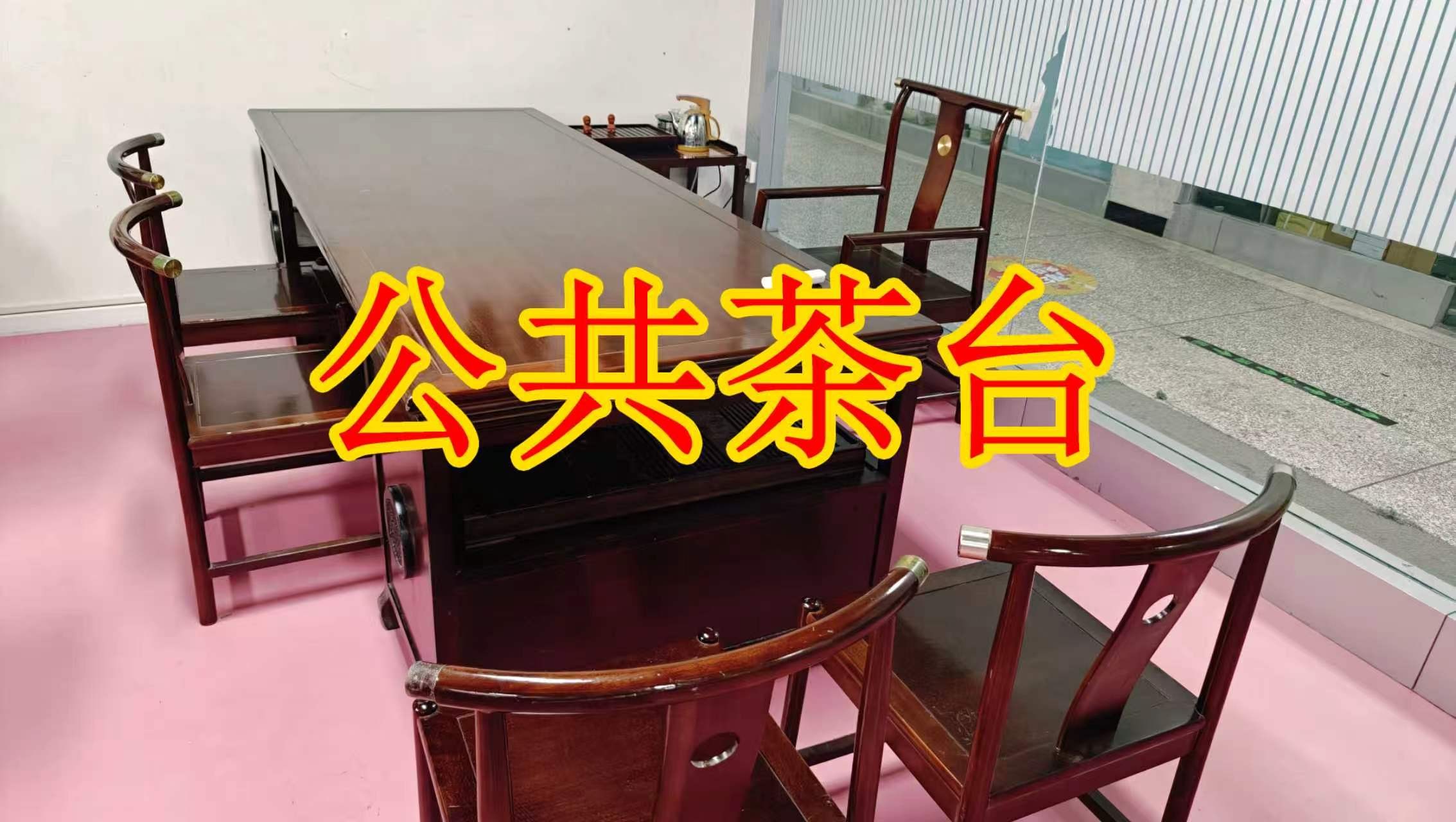 新村北街面积灵活：小面积办公室至大面积办公、经营空间均可选择； 部分房源可注册公司，满足企业办公需求； 商铺临街，具备上下水、用电等经营条件； 适合副食品、茶叶、酒水、百货、电商、培训、办公等多种行业。